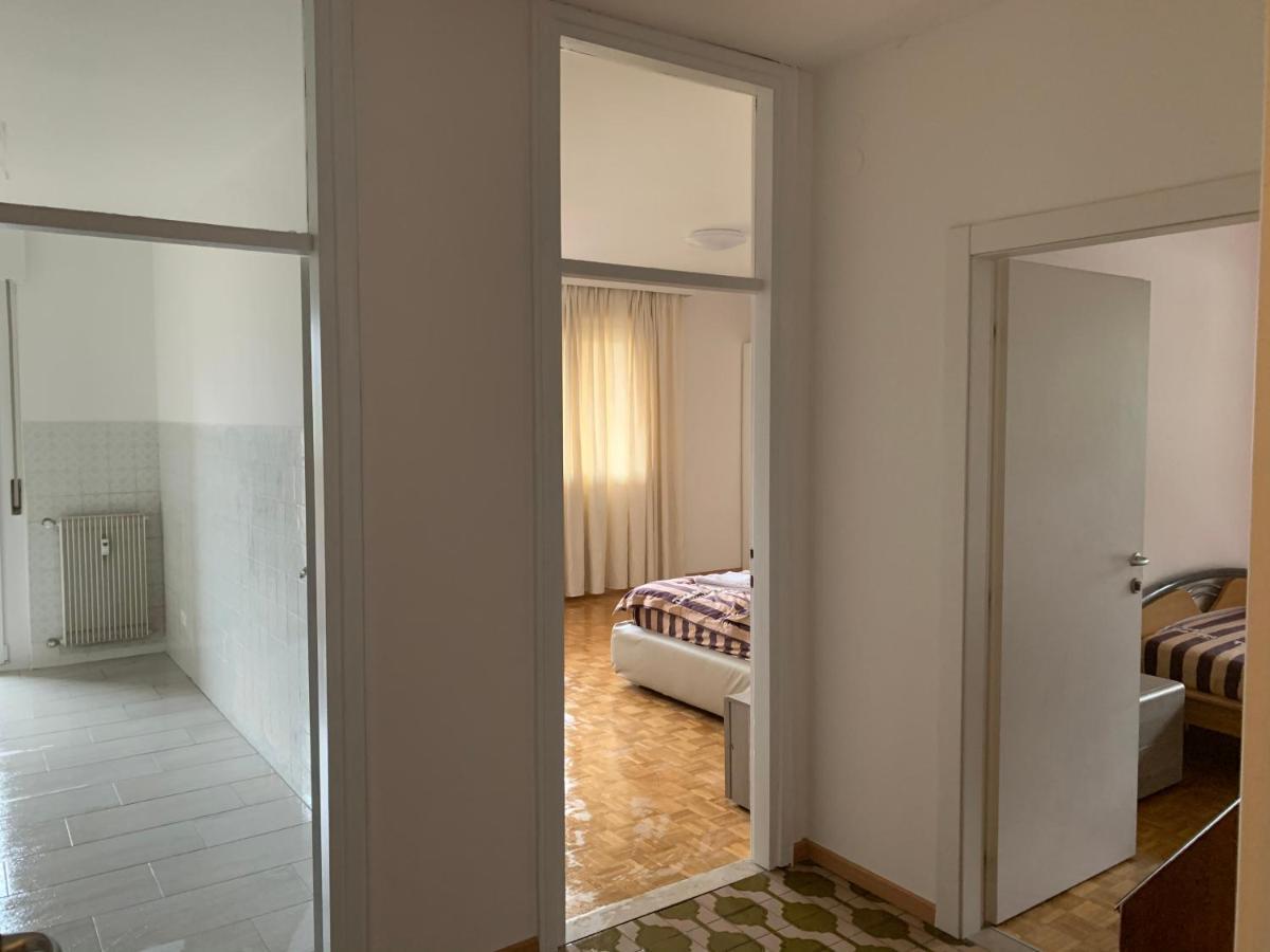 Appartamento Bolzano - Vittorio Veneto - Parcheggio Incluso Eksteriør billede