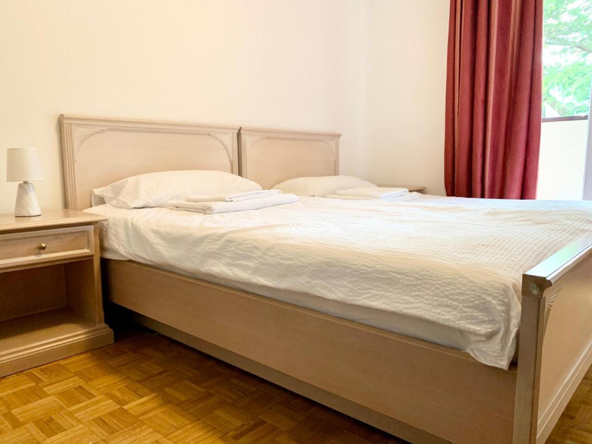 Appartamento Bolzano - Vittorio Veneto - Parcheggio Incluso Eksteriør billede
